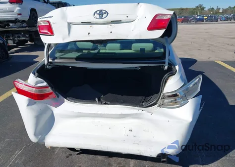 2008 Toyota Camry z USA, uszkodzony, nr VIN 4T1BE46K98U778971